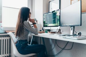 Remote Jobs vs Freelancing: Which Is Better in 2026?