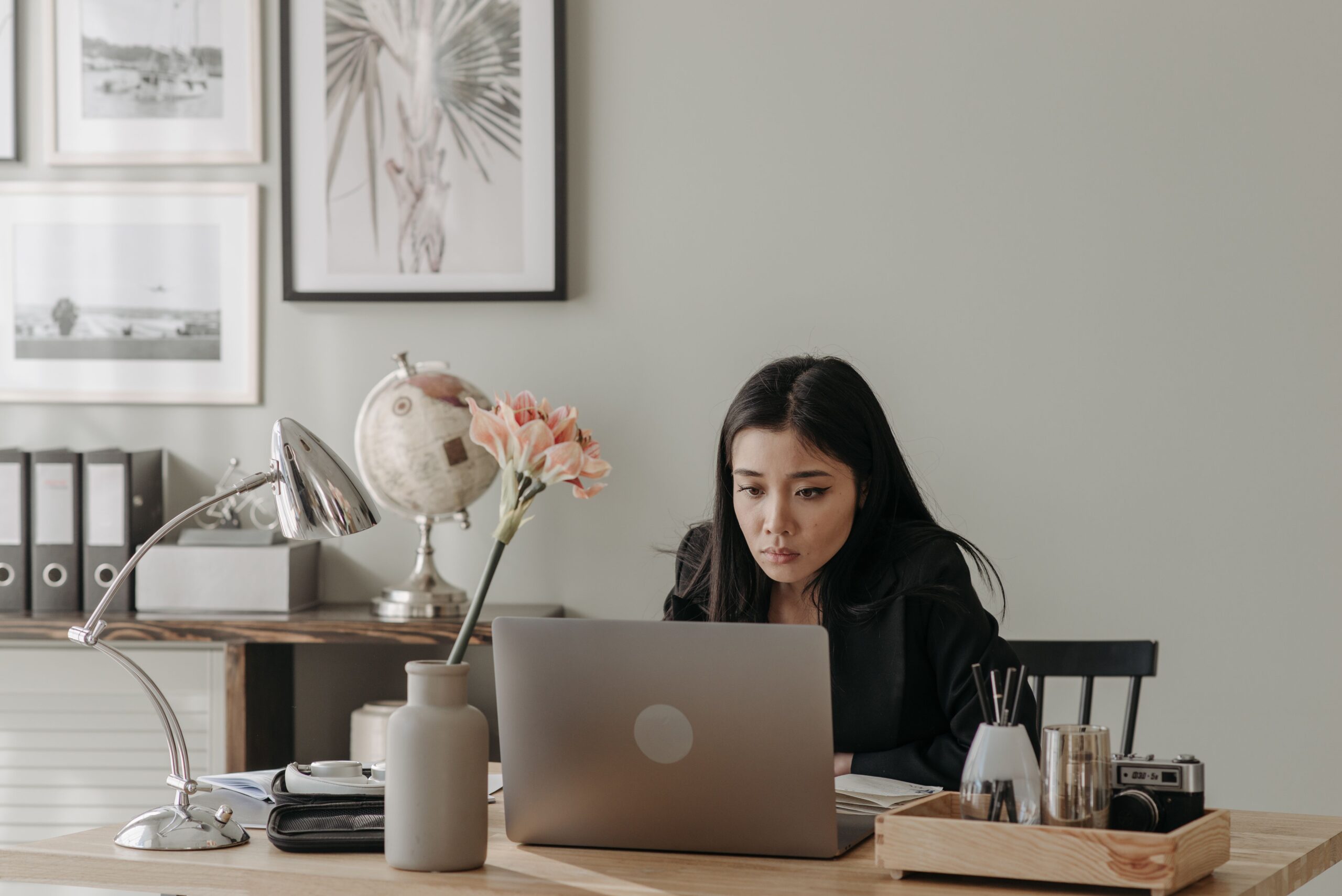 Global Remote Work: Navigating the Borderless Job Market of 2026